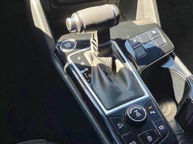 Used 2025 Kia Sportage X-Line AWD/4WD image 21