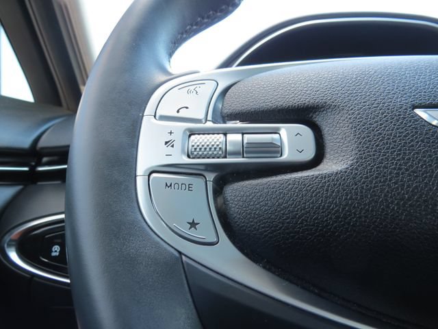 Used 2023 Genesis GV70 2.5T w/ Select Package AWD/4WD image 17