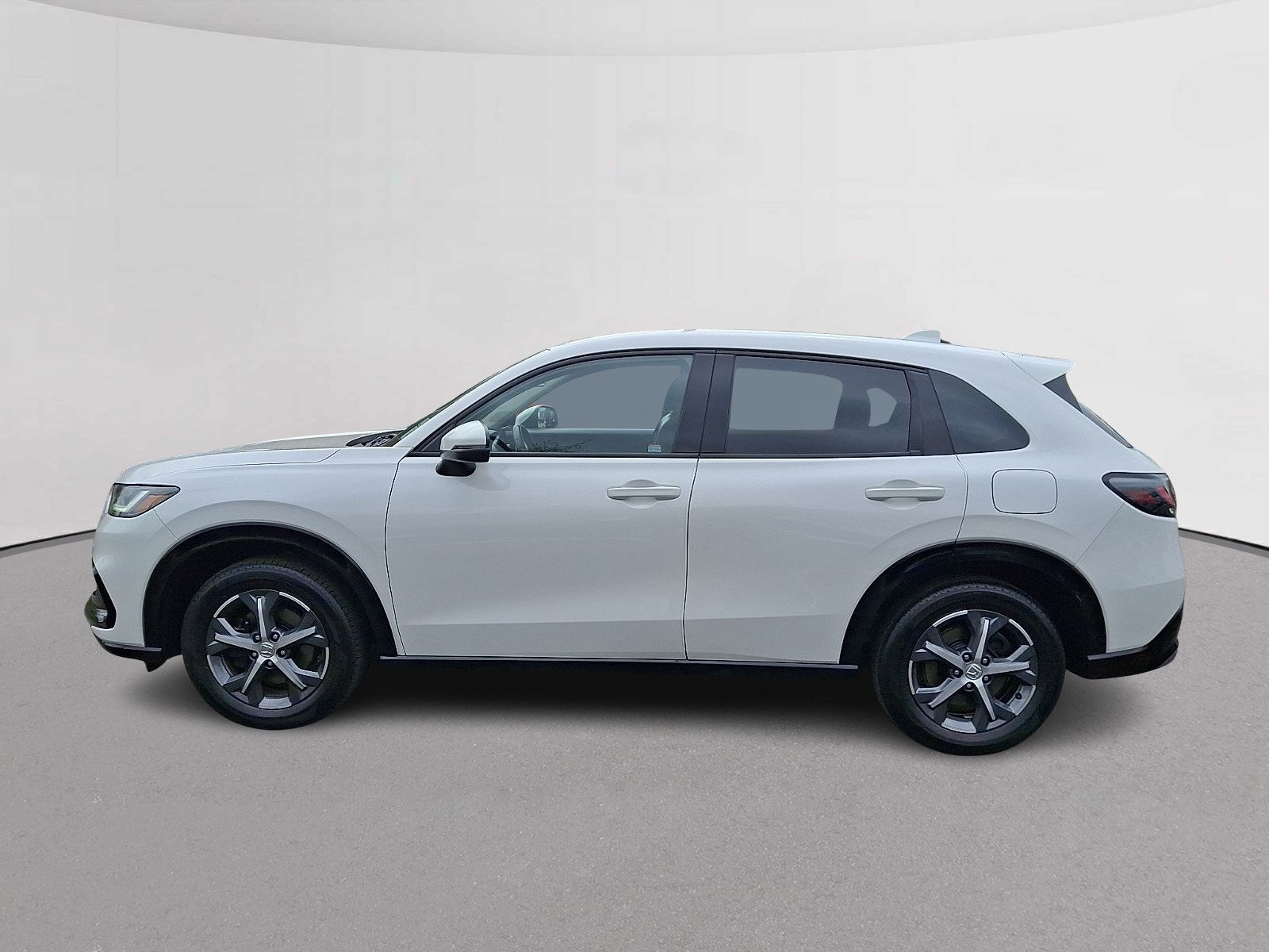 Certified 2024 Honda HR-V EX-L image 6