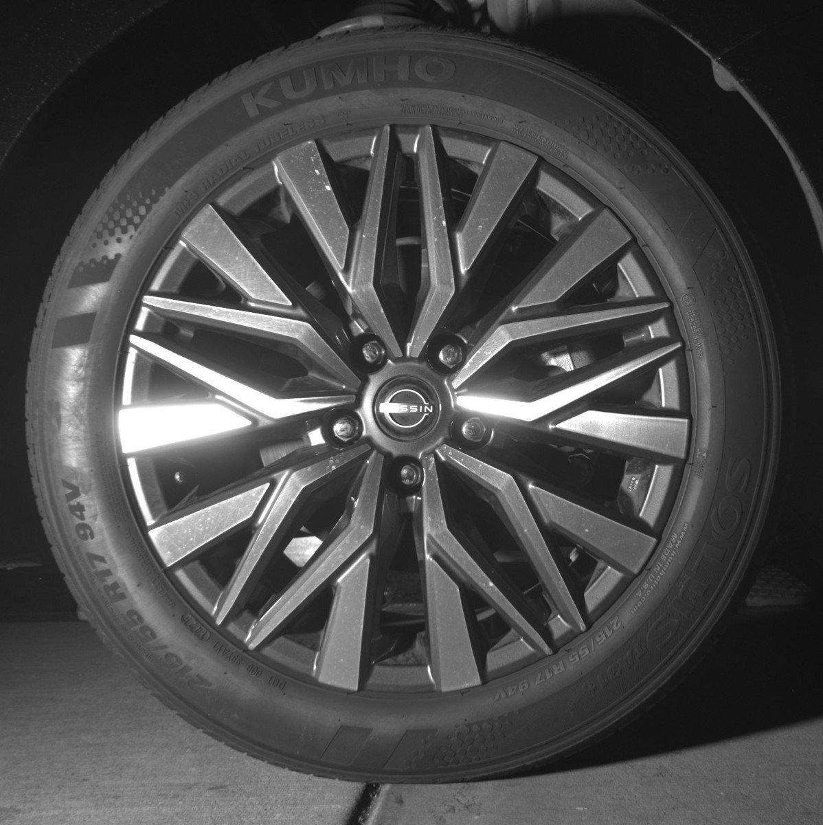 Used 2025 Nissan Altima 2.5 SV image 13