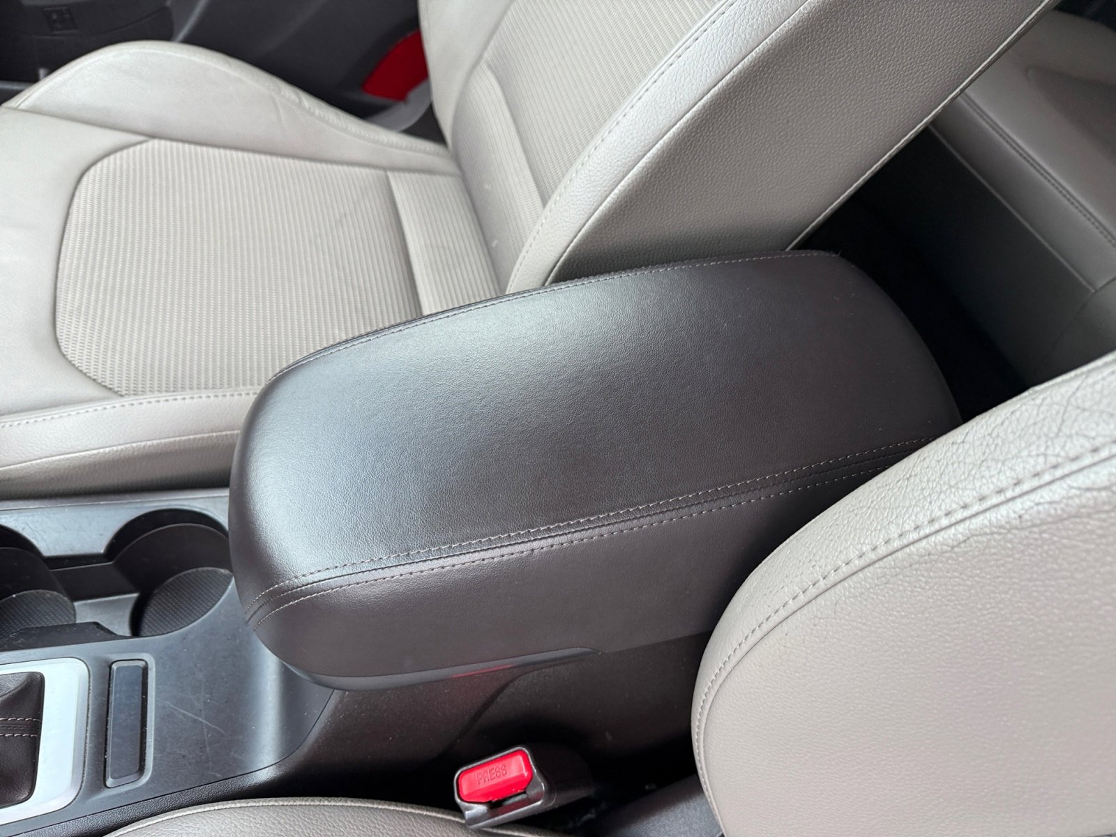 Used 2014 Hyundai Tucson SE image 14