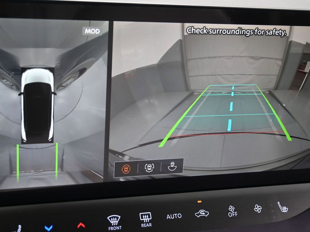 New 2026 Nissan Leaf SV+ w/ Floor Mat Package (SV+) FWD image 11