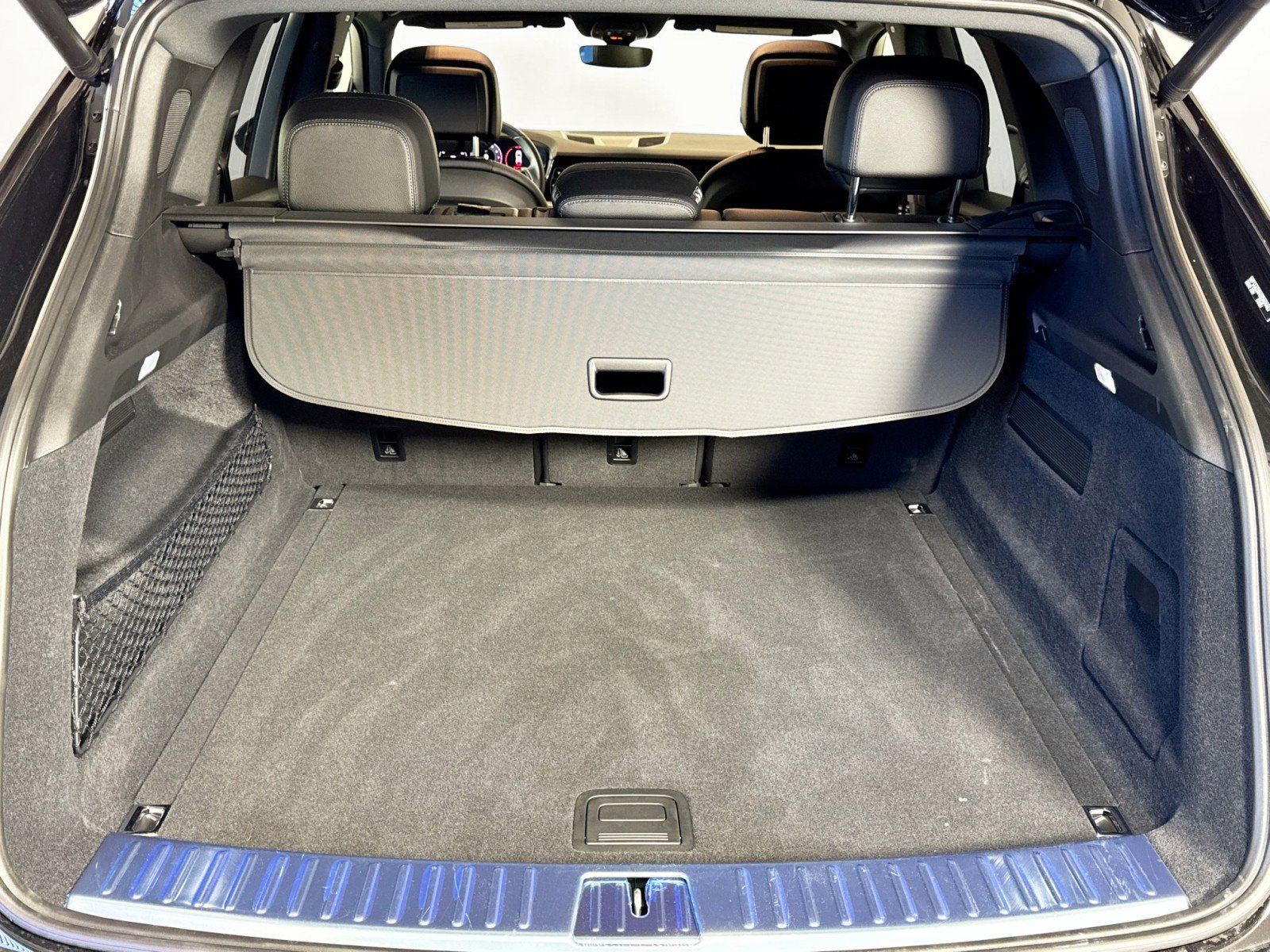 Certified 2025 Porsche Cayenne image 22