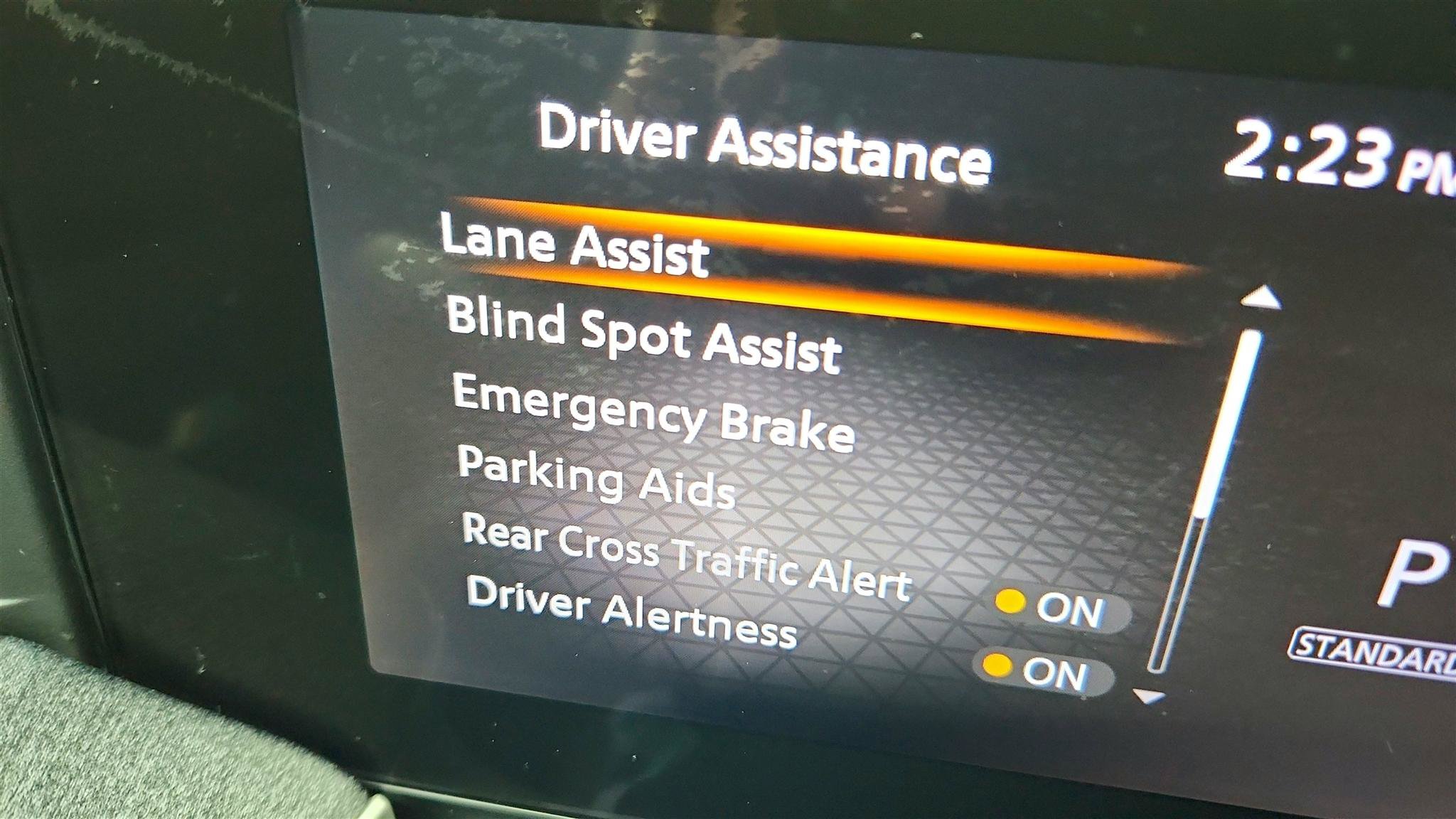Used 2025 Nissan Kicks SV w/ Charging Package FWD image 20