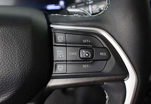 Used 2022 Jeep Grand Cherokee Limited 4xe image 42