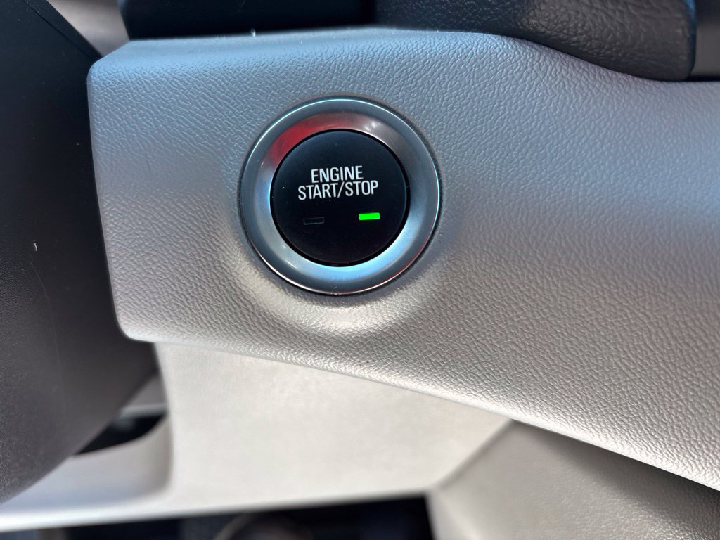 Used 2023 GMC Terrain SLE w/ Driver Convenience Package AWD/4WD image 32