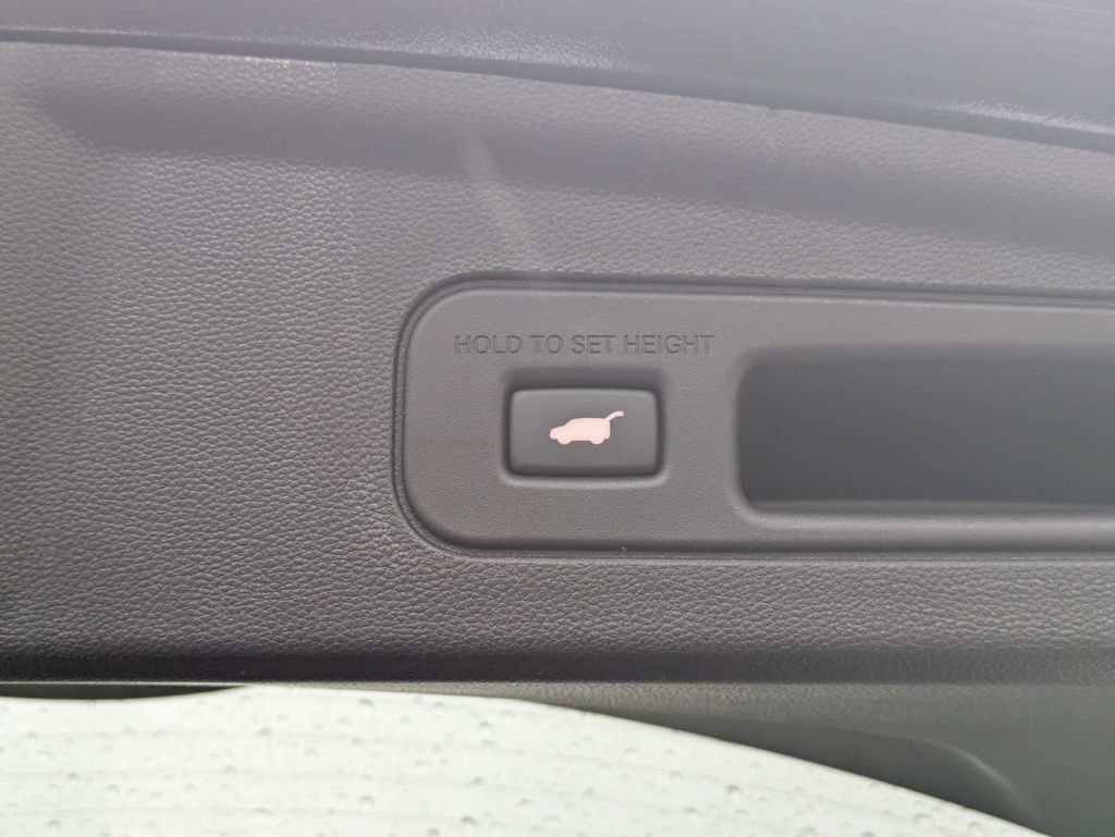 Used 2026 Acura MDX w/ Technology Package FWD image 14
