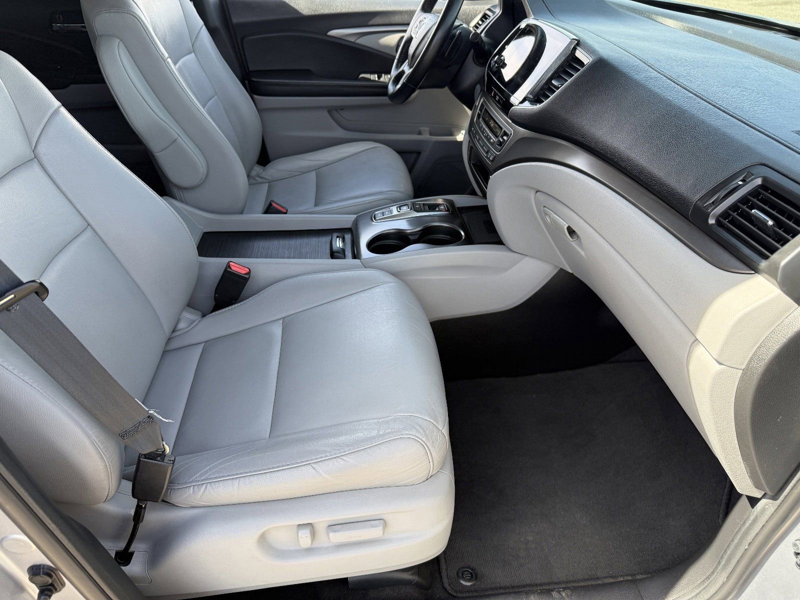 Used 2021 Honda Pilot Special Edition image 12