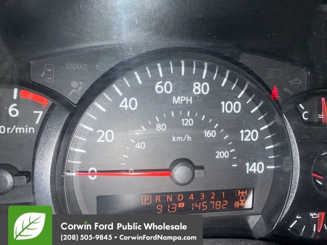 Used 2004 Nissan Titan SE AWD/4WD image 9