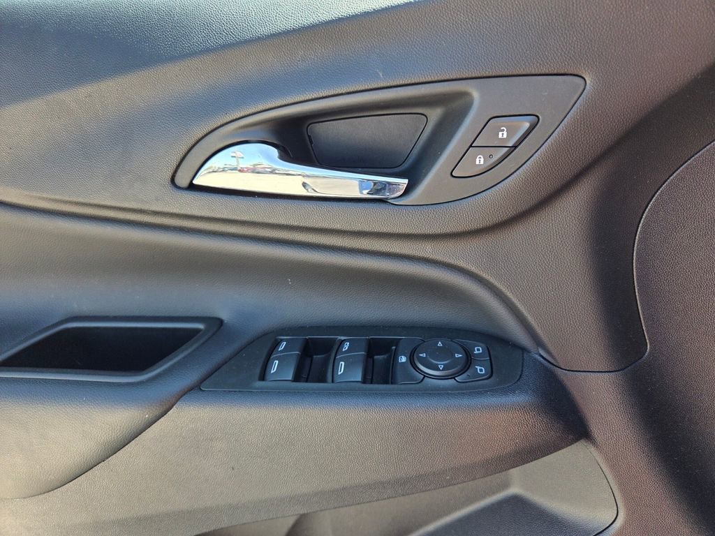 Certified 2024 Chevrolet Equinox LT w/ LPO, Cargo Package image 22