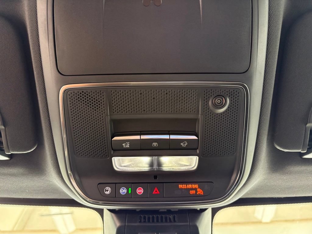 New 2027 Chevrolet Equinox RS w/ Safety and Technology Package FWD image 13