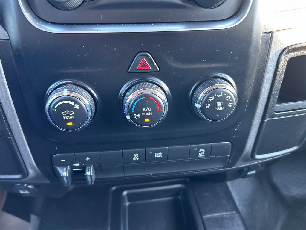 Used 2016 RAM 2500 Tradesman w/ Chrome Appearance Group AWD/4WD image 24