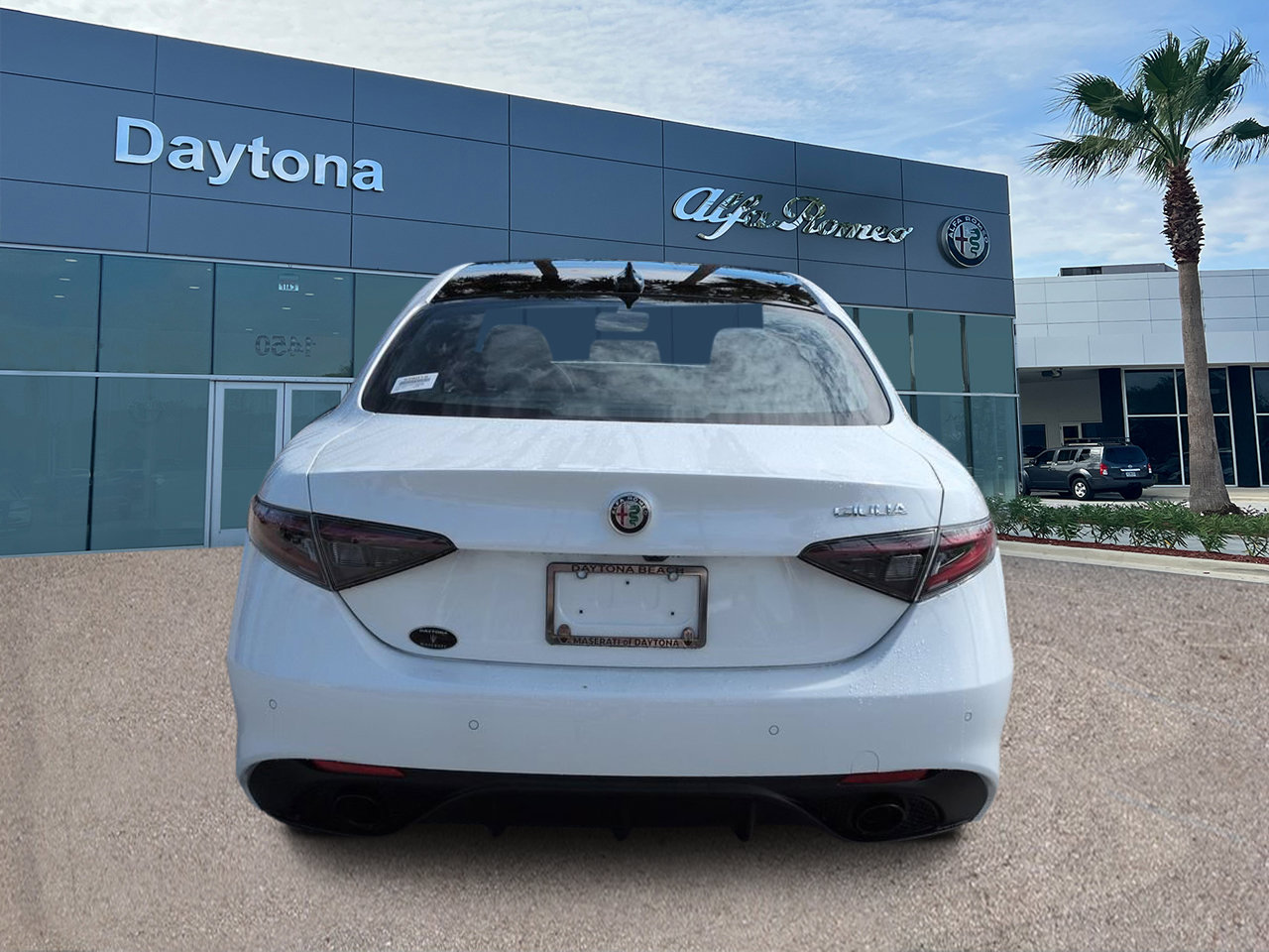 New 2026 Alfa Romeo Giulia w/ Driving Assist Package RWD image 4