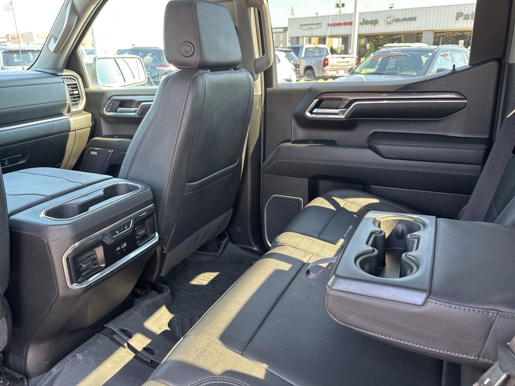 Used 2024 Chevrolet Silverado 1500 LTZ image 32