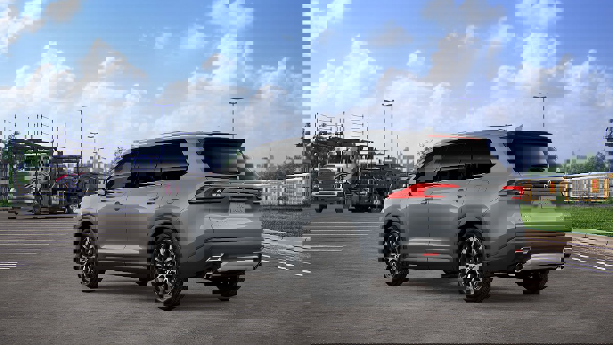 New 2026 Toyota Grand Highlander AWD Hybrid image 6