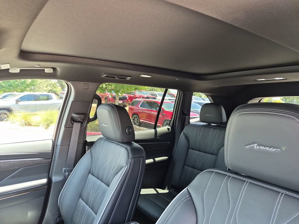 New 2026 Buick Enclave Avenir w/ Super Cruise Package FWD image 30
