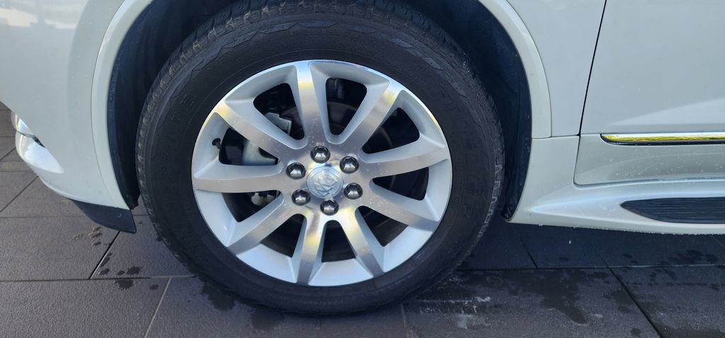 Used 2016 Buick Enclave Premium w/ Experience Buick Package FWD image 12