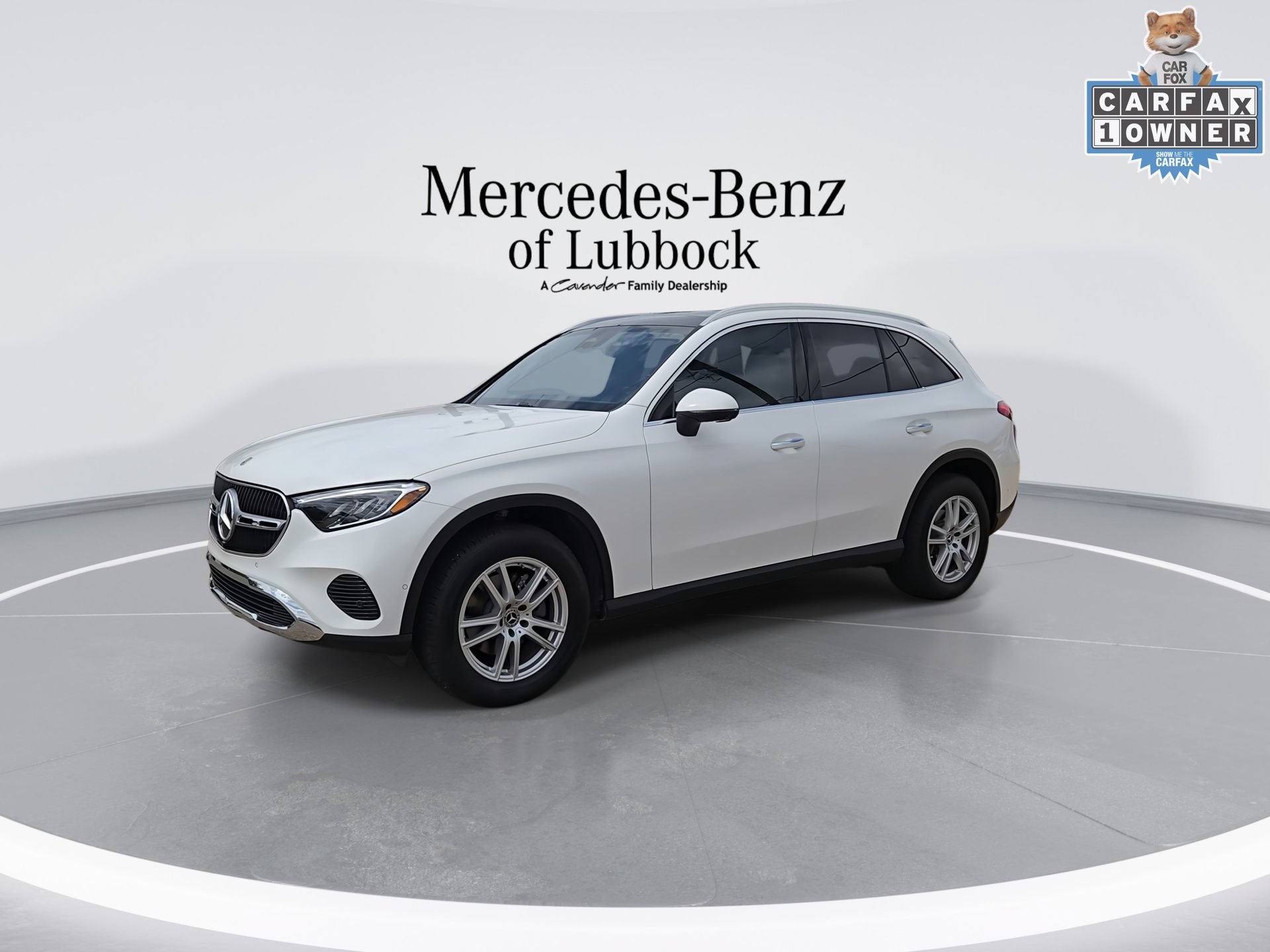 Certified 2025 Mercedes-Benz GLC 300 image 4