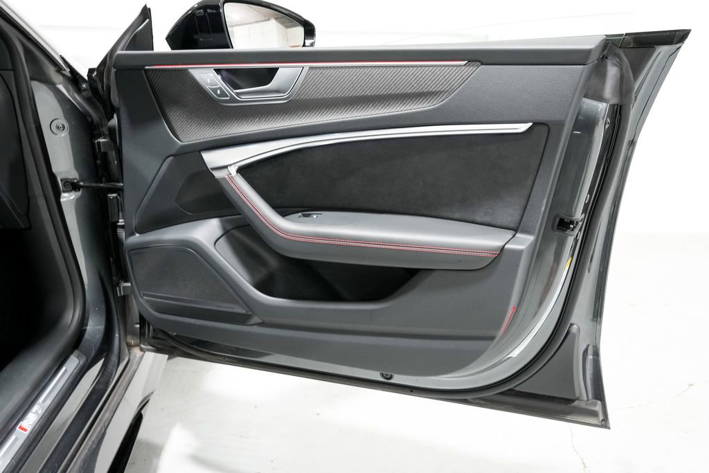 Used 2023 Audi RS 7 Sportback w/ Black Optic Package image 38