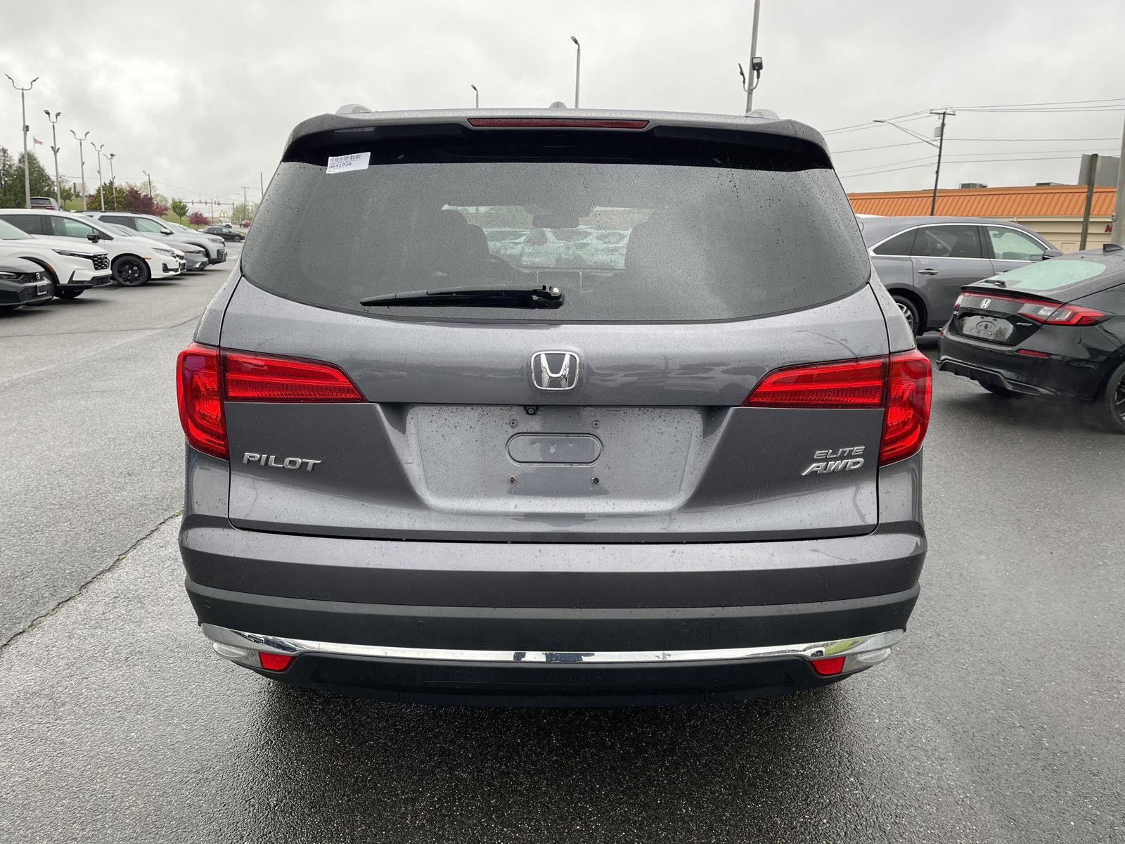 Used 2018 Honda Pilot Elite image 24