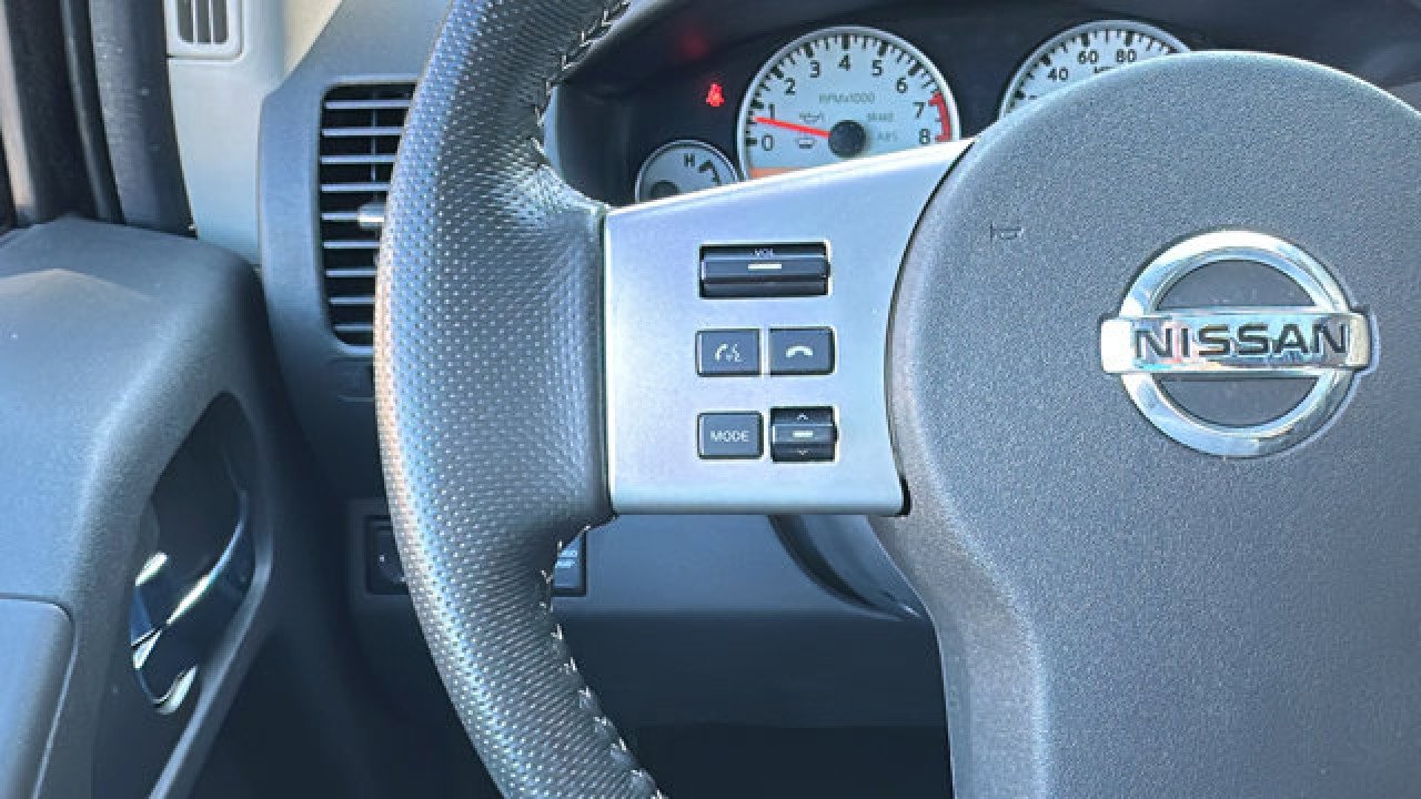 Certified 2020 Nissan Frontier PRO-4X w/ Pro-4x Utility Package image 18