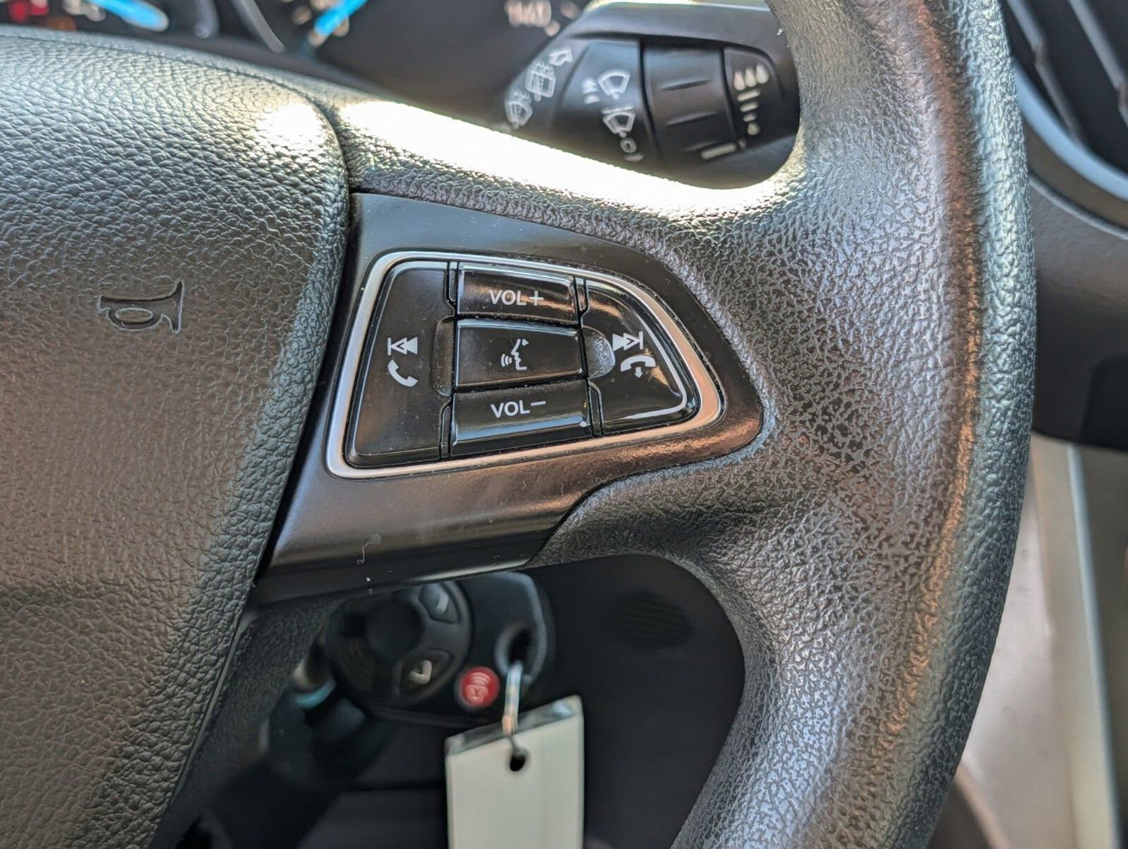 Used 2017 Ford Escape S image 26