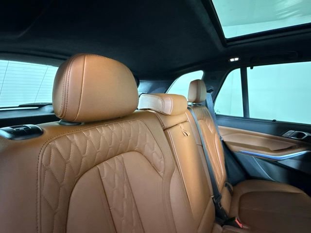 Used 2023 BMW X5 xDrive40i w/ Executive Package image 26