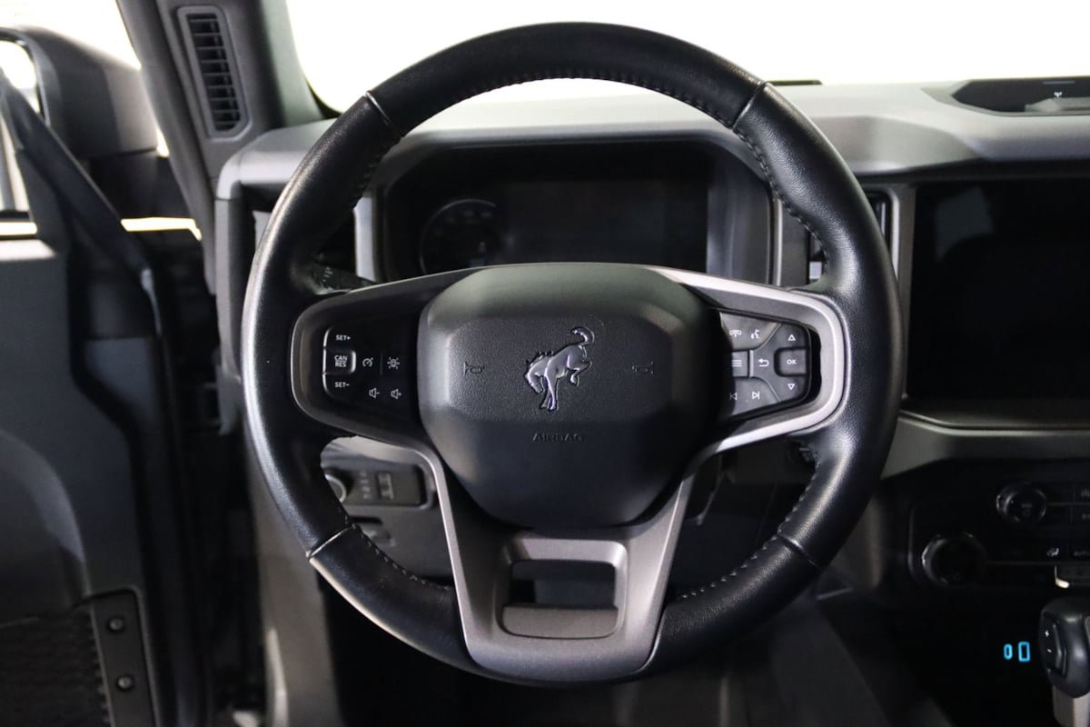 Used 2024 Ford Bronco Everglades image 50