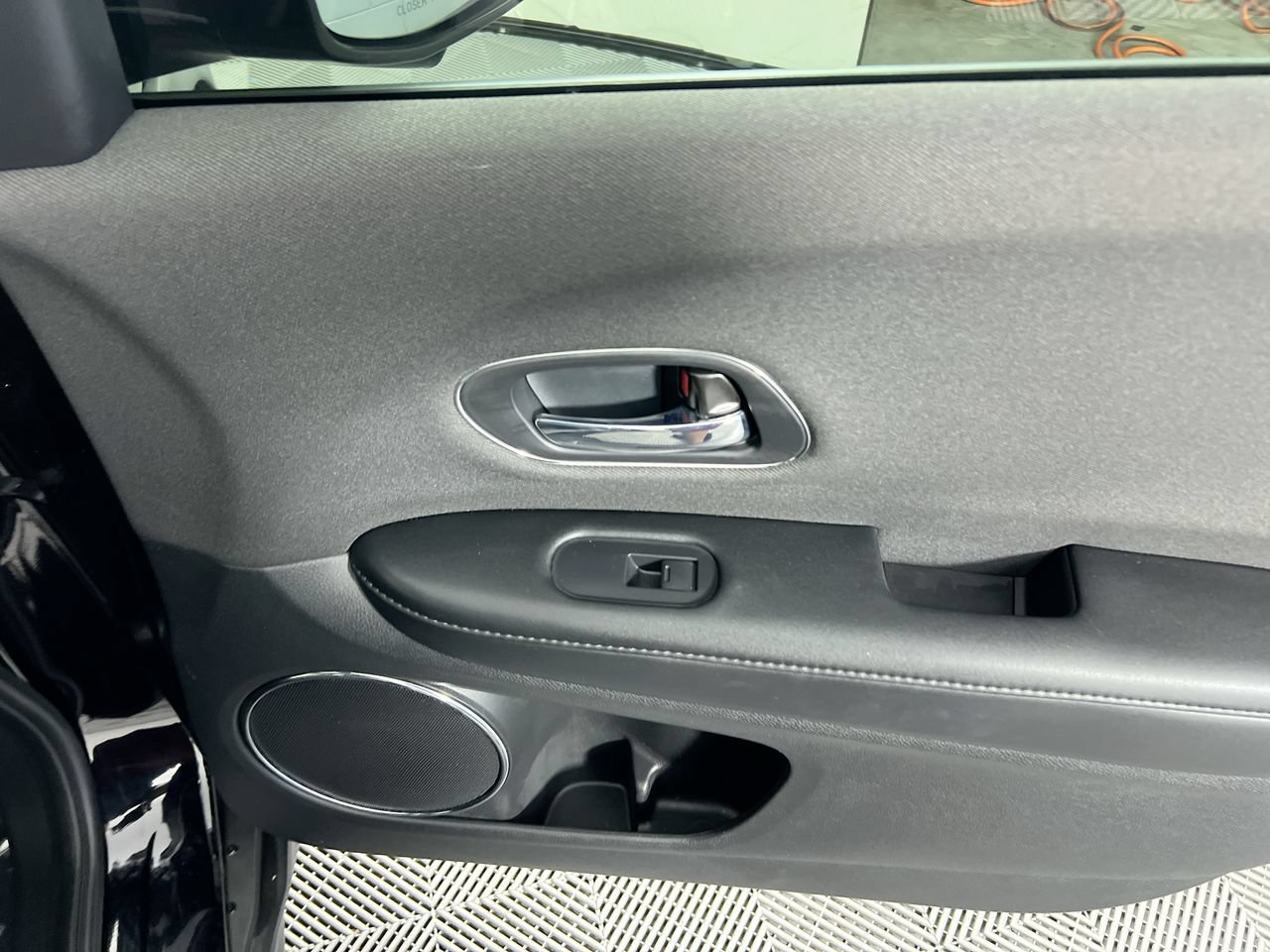 Used 2022 Honda HR-V EX image 29