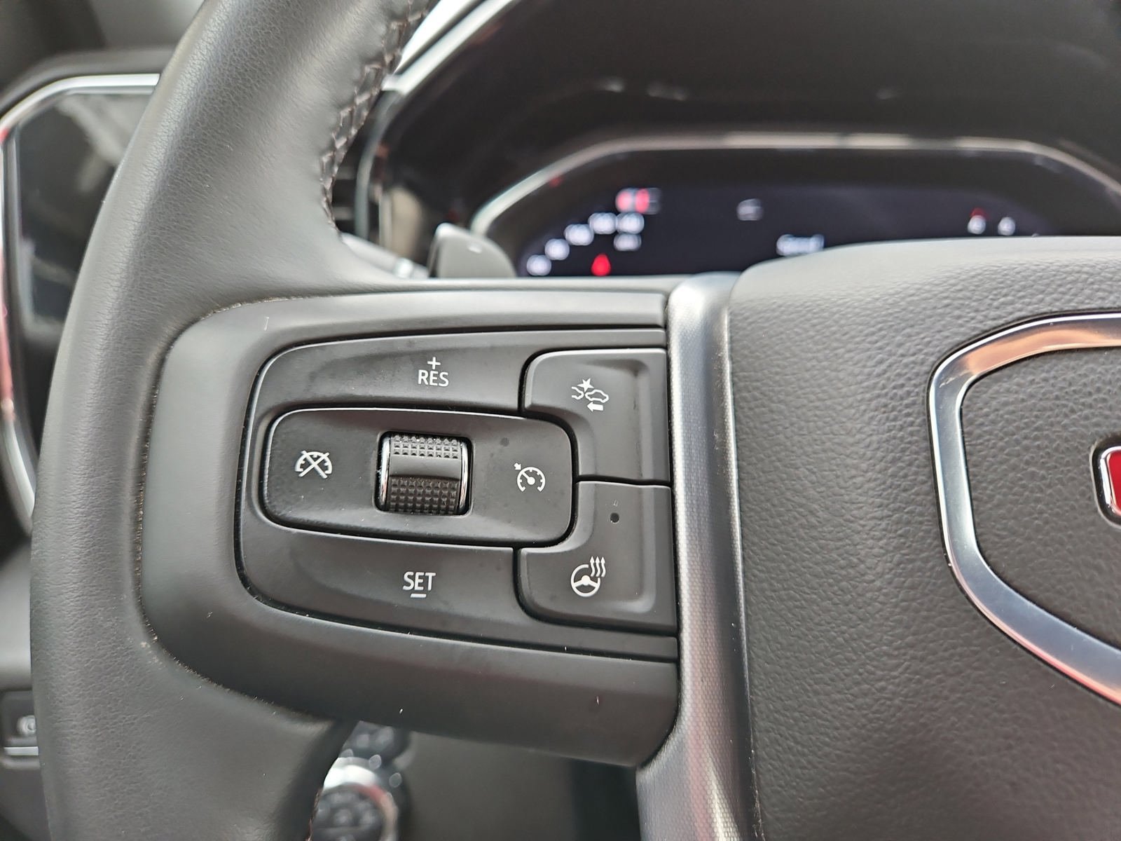Used 2024 GMC Sierra 1500 SLT w/ SLT Premium Plus Package AWD/4WD image 12