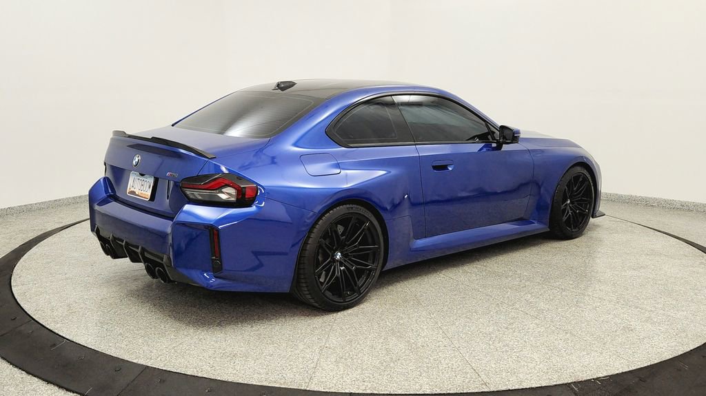 Used 2025 BMW M2 w/ Lighting Package image 5