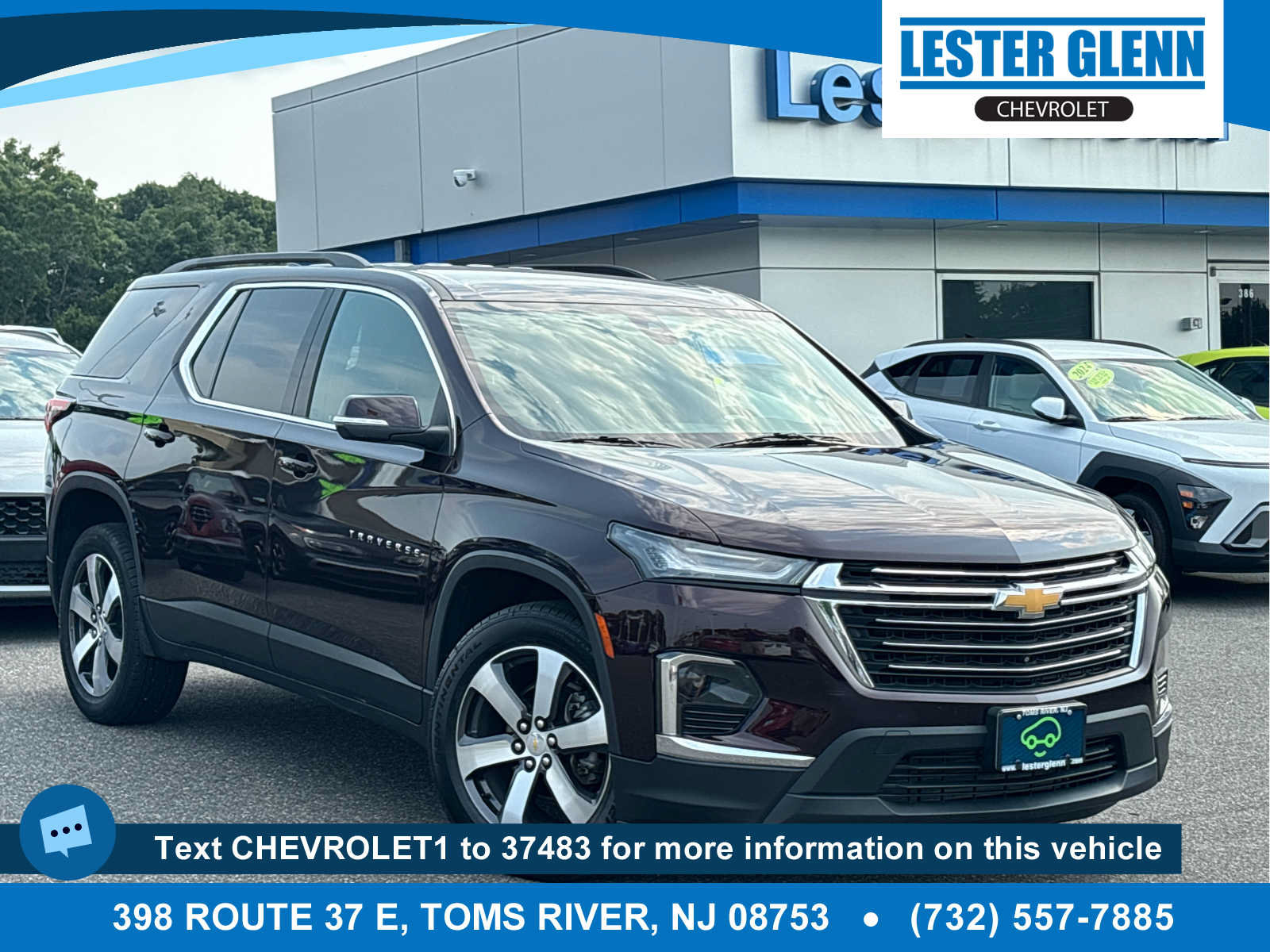 Certified 2023 Chevrolet Traverse LT w/ LT Premium Package AWD/4WD image 1