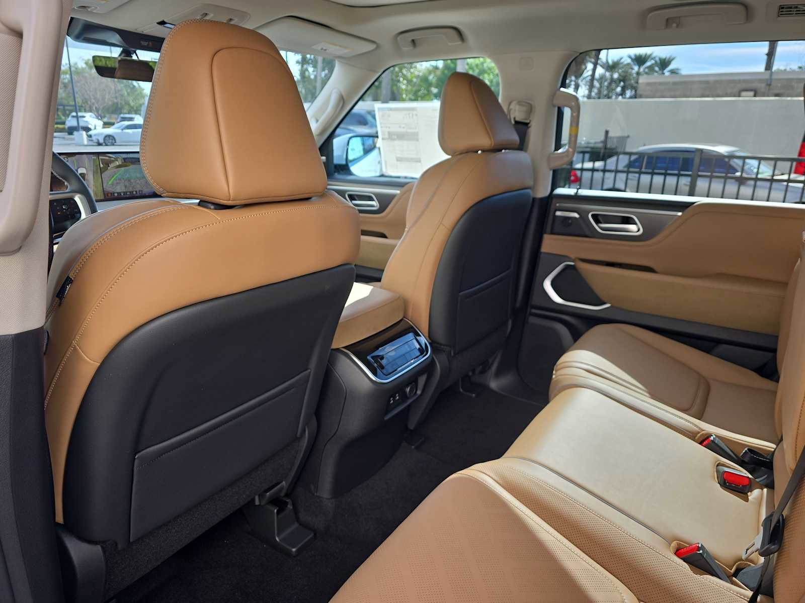 New 2026 INFINITI QX80 Luxe w/ Cargo Package image 11