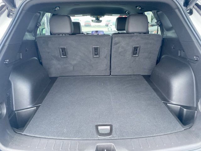 Used 2024 Chevrolet Blazer RS w/ Driver Confidence II Package image 37