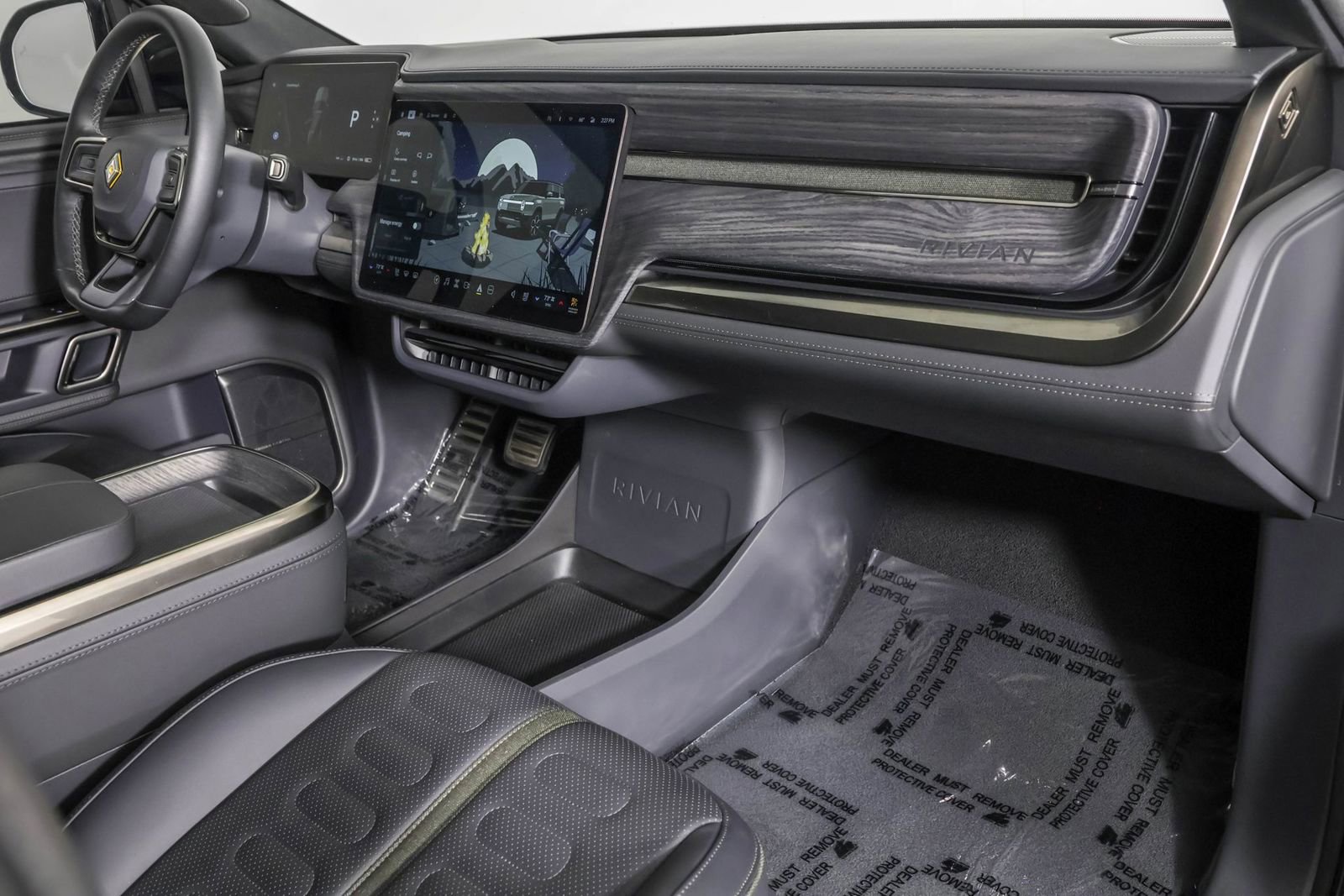 Used 2022 Rivian R1S Launch Edition AWD/4WD image 45