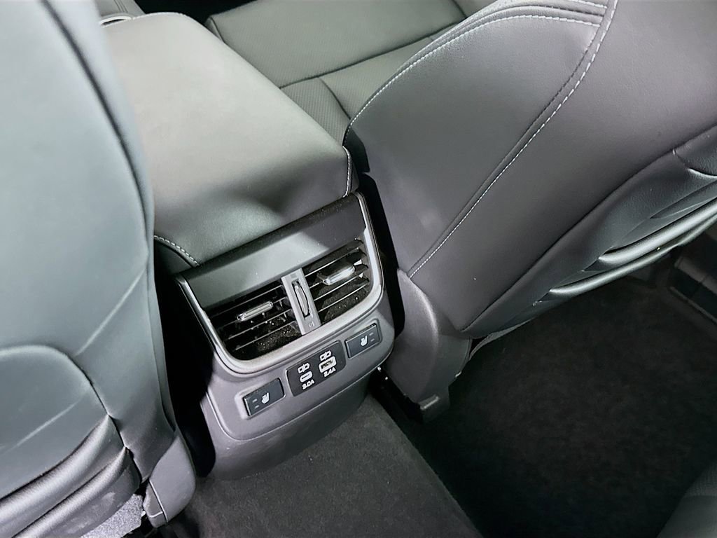 Used 2025 Subaru Legacy Touring XT image 34