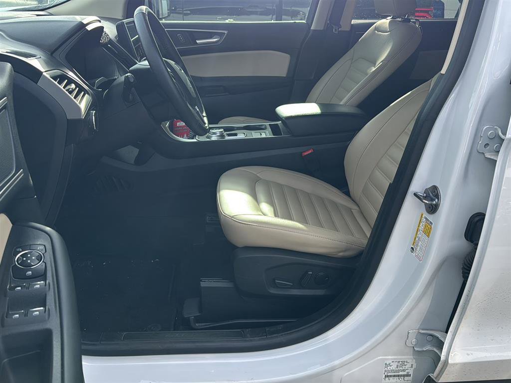 Used 2024 Ford Edge SEL w/ Convenience Package AWD/4WD image 6