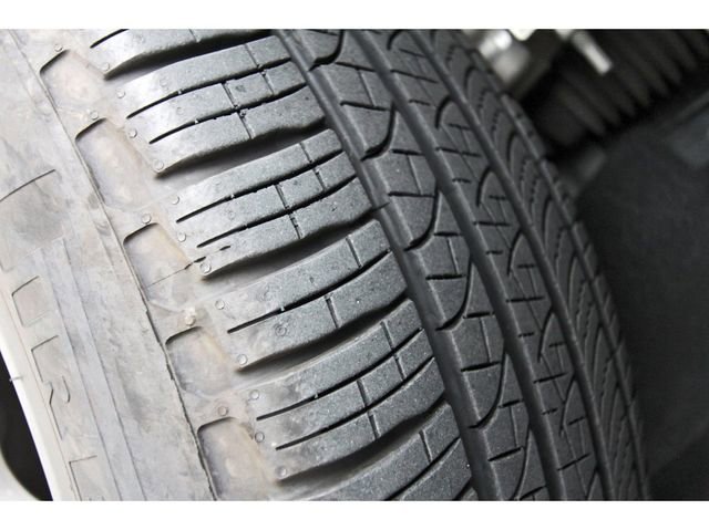 Used 2022 Land Rover Discovery S R-Dynamic image 27