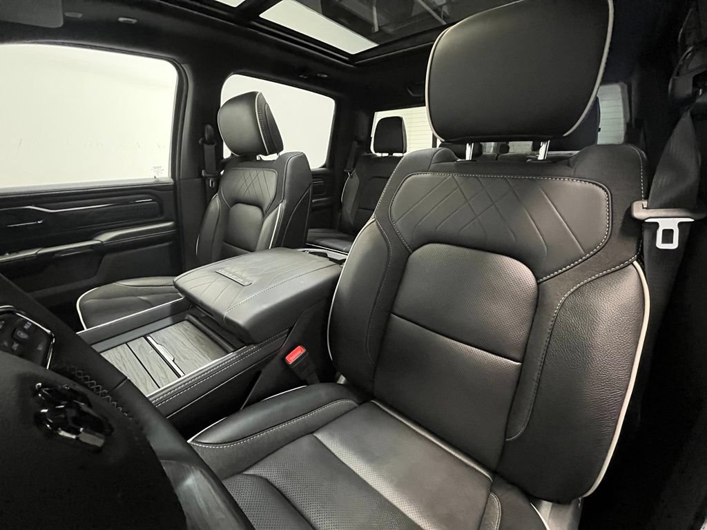 Used 2026 RAM 1500 Limited AWD/4WD image 11