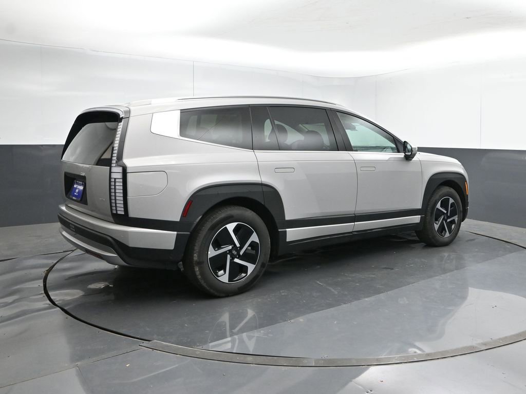 New 2026 Hyundai Ioniq 9 SE image 5