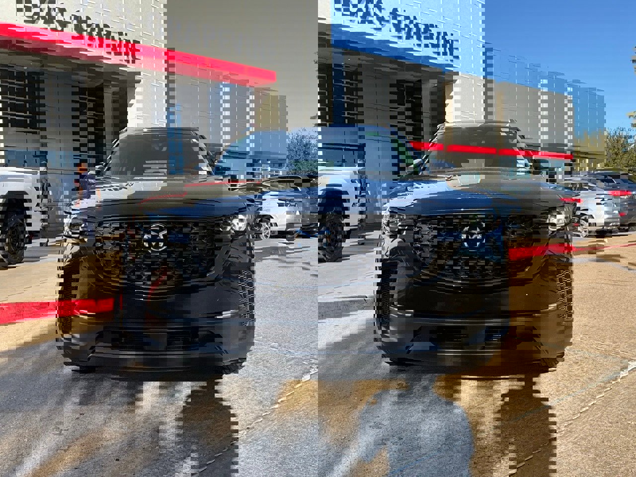 Used 2025 MAZDA CX-50 AWD 2.5 S w/ Select Package image 4