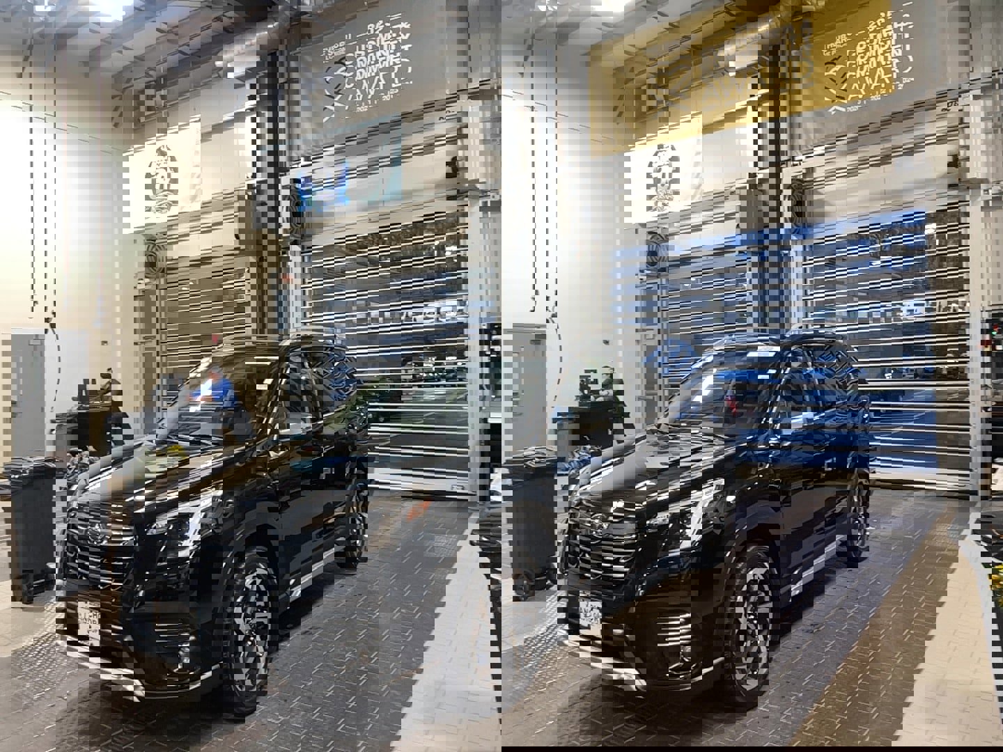 Used 2023 Subaru Forester Touring image 3