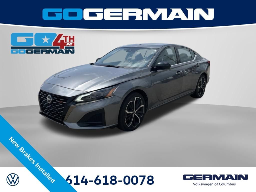 Used 2024 Nissan Altima 2.5 SR FWD image 1