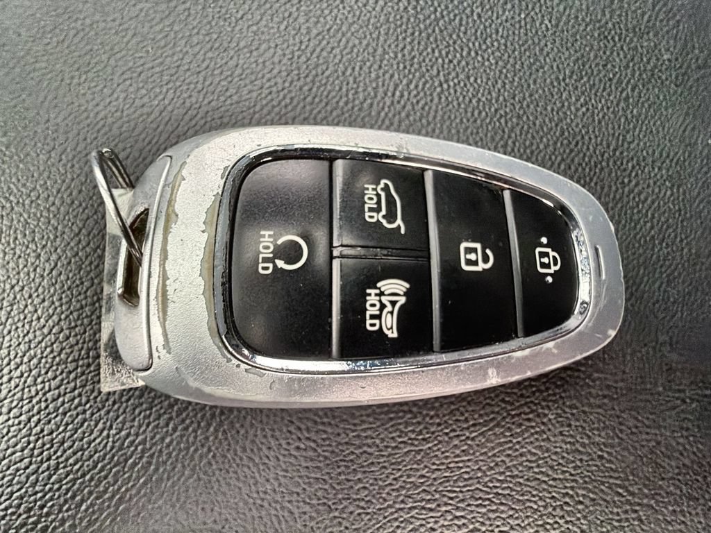 Used 2023 Hyundai Santa Fe SEL Premium AWD/4WD image 28