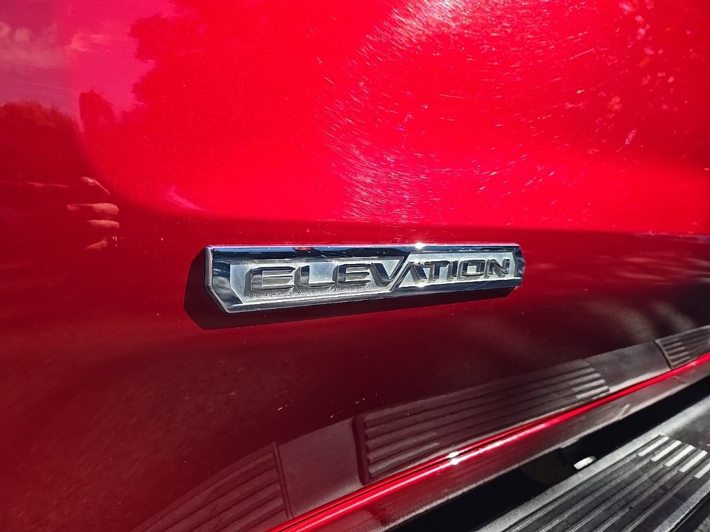 Used 2023 GMC Sierra 1500 Elevation w/ Elevation Premium Package AWD/4WD image 11