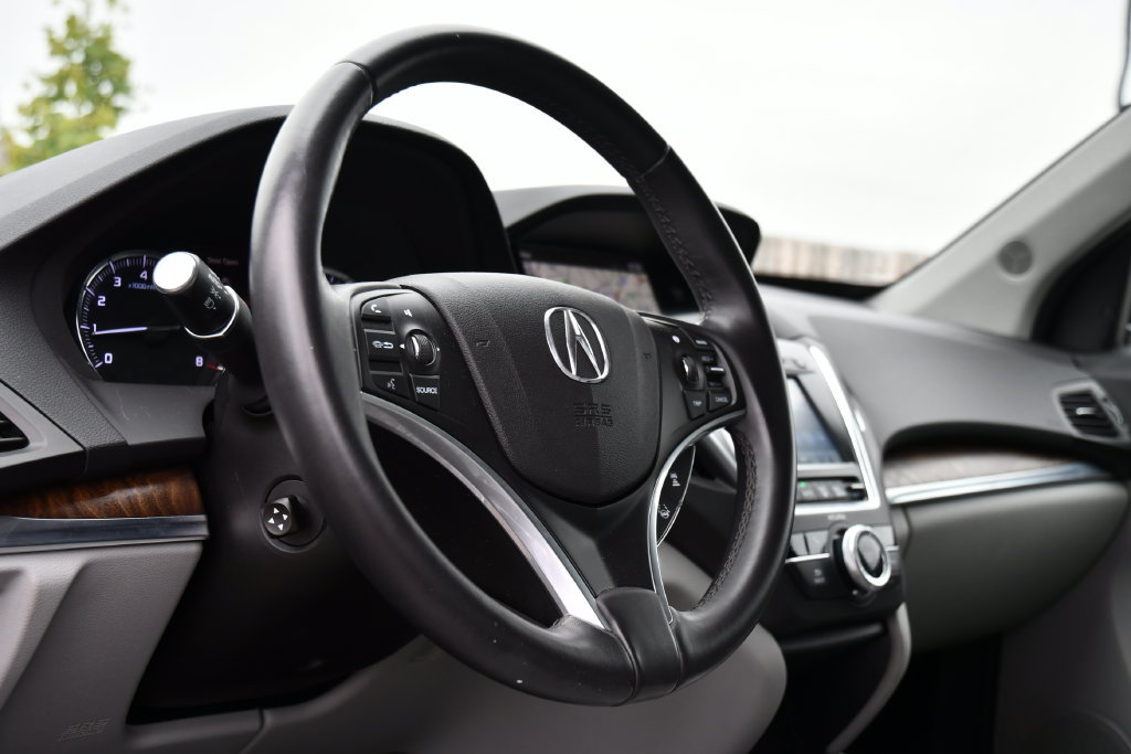 Used 2020 Acura MDX w/ Technology Package AWD/4WD image 11