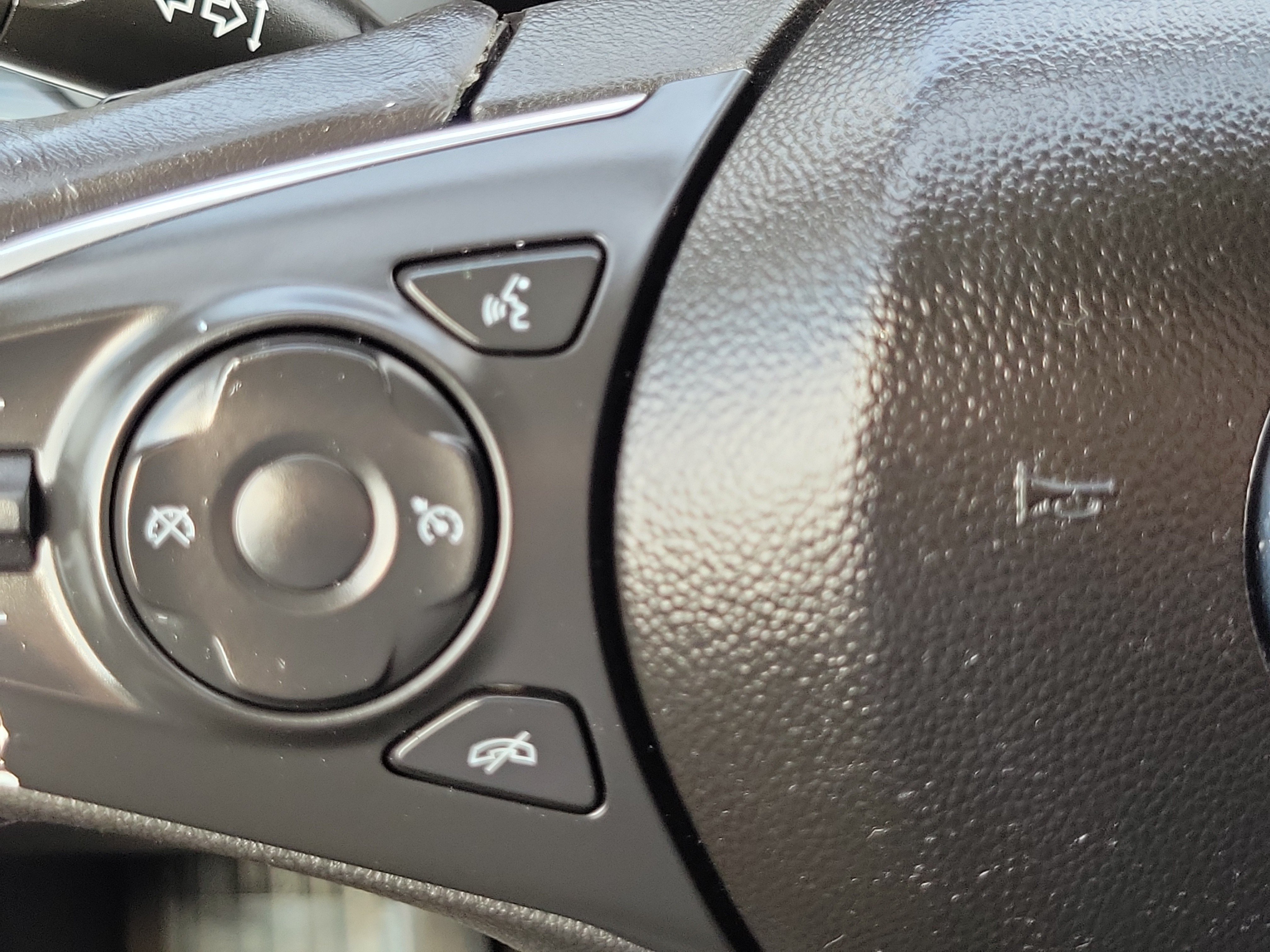 Used 2020 Buick Enclave Preferred FWD image 19