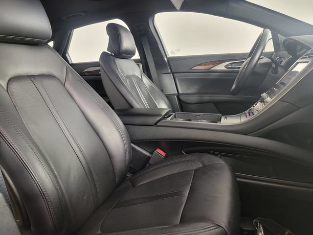 Used 2017 Lincoln MKZ Reserve w/ Climate Package FWD image 18