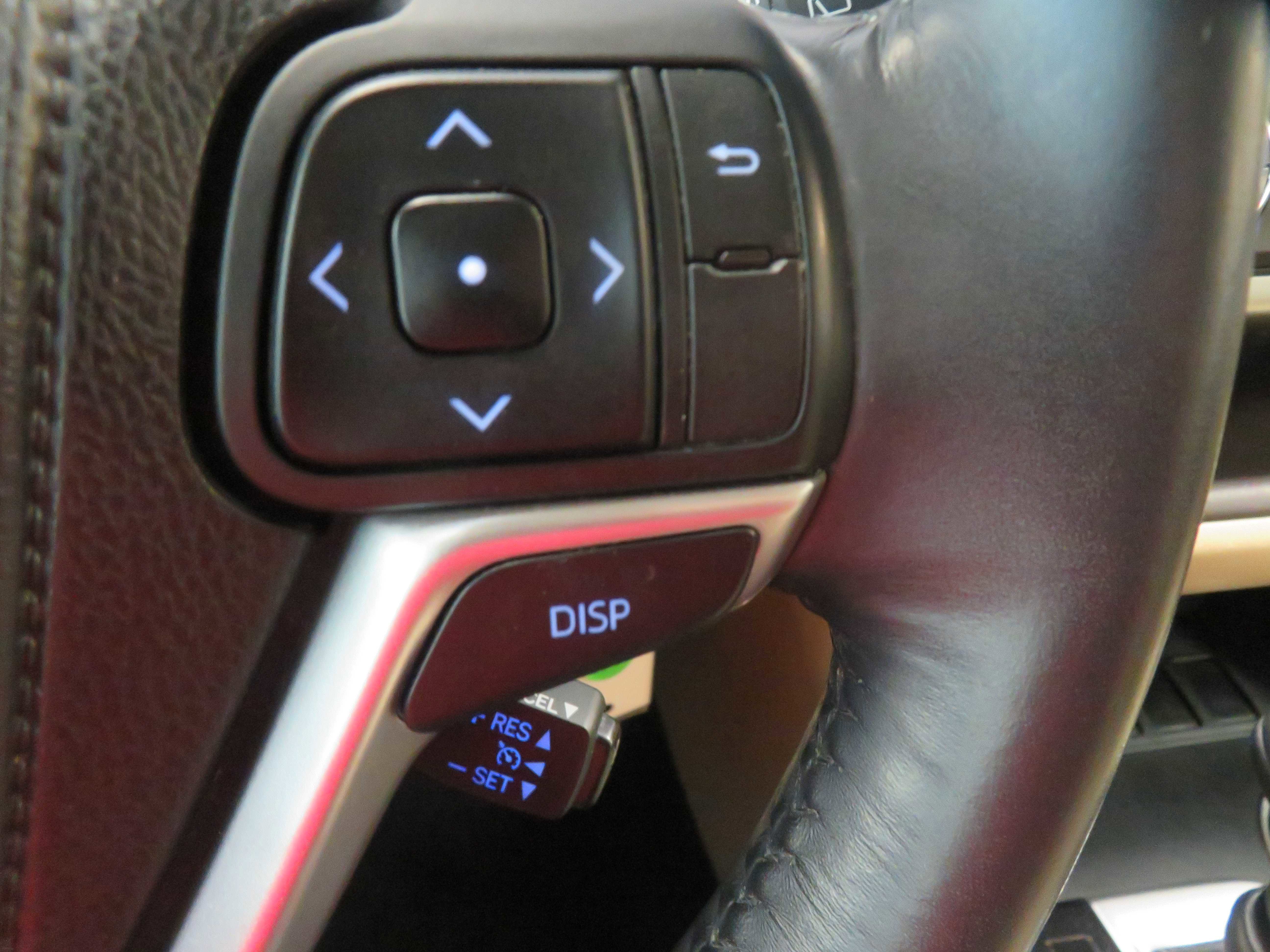 Used 2014 Toyota Highlander Plus FWD image 35