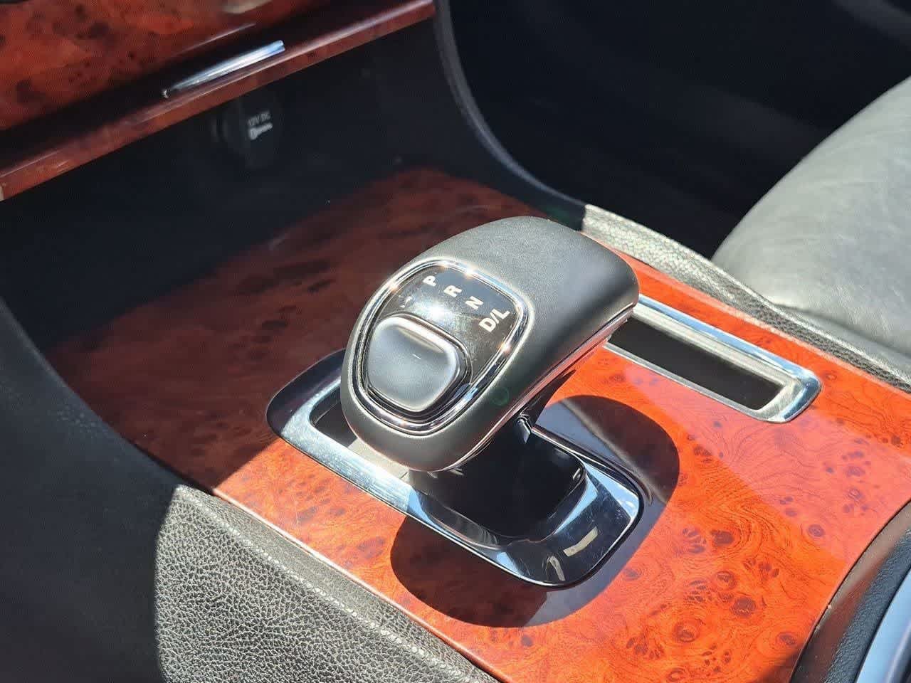 Used 2014 Chrysler 300 RWD image 28